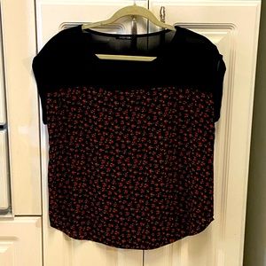 Medium petite black floral top
